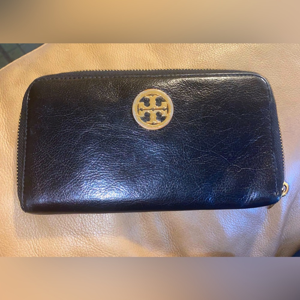 Tory Burch Leather Wallet